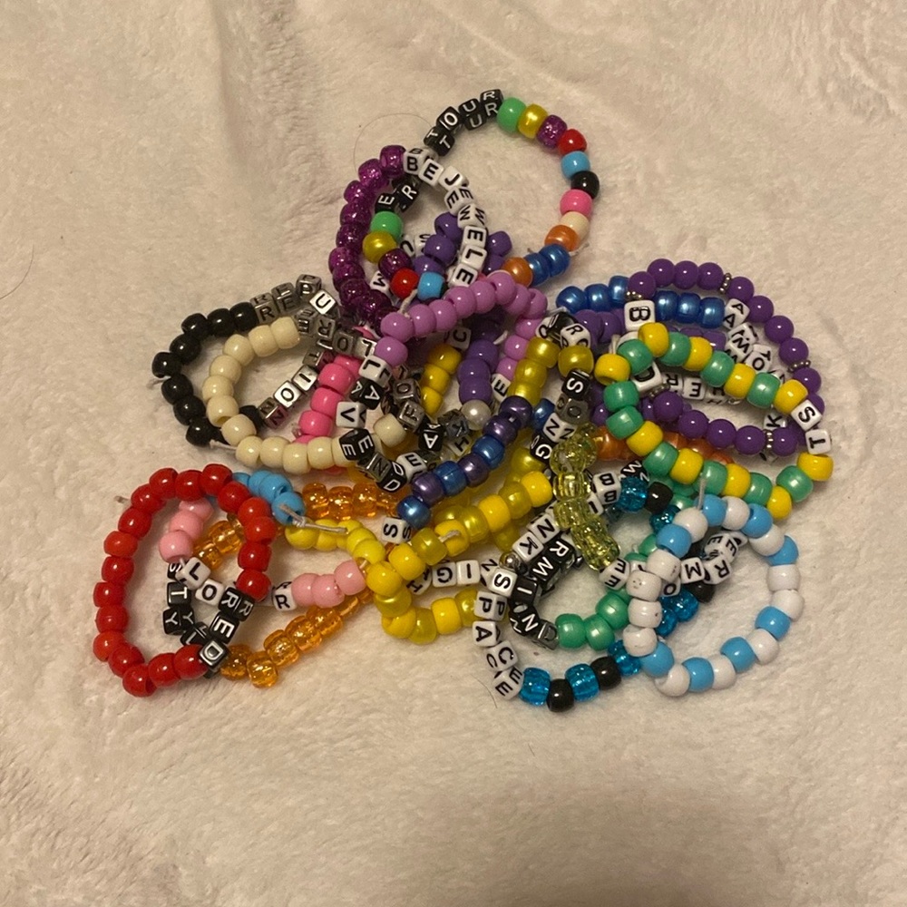 taylor swift bracelets
